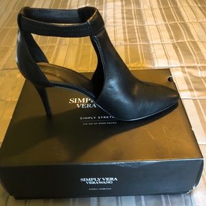 New Vera Wang Finch Heels